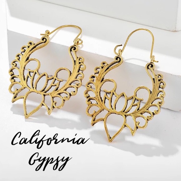 Mandala Lotus Antique Gold Boho Earrings - Picture 4 of 7